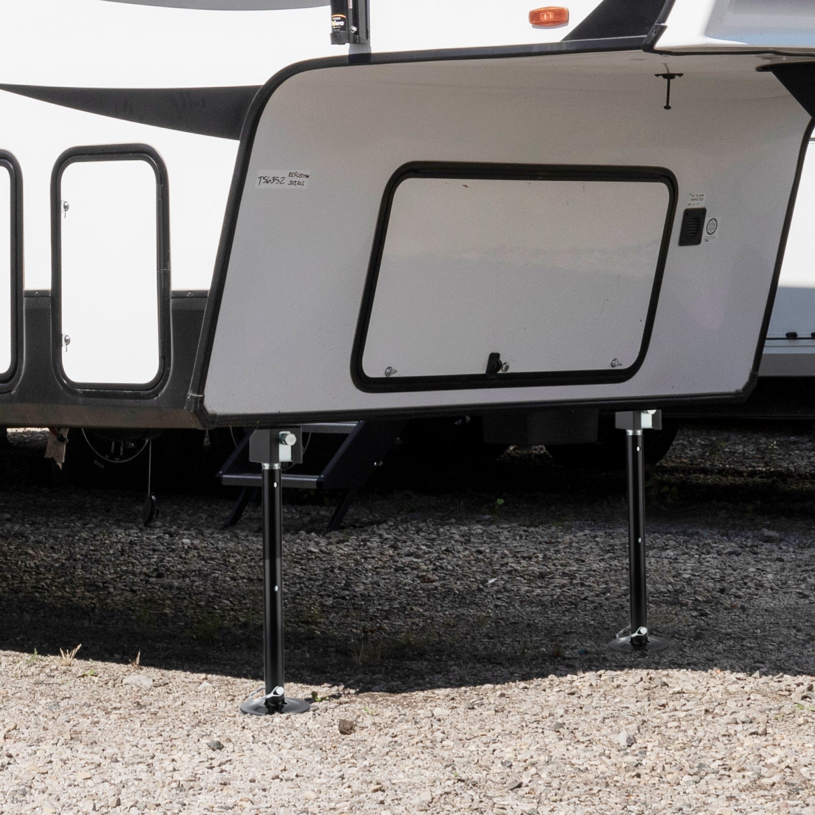 RV Slide Out Supports